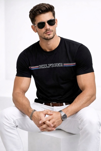 Tommy Hilfiger Erkek Pamuklu Kısa Kollu Yuvarlak Yaka Siyah T-Shirt MW0MW3442...