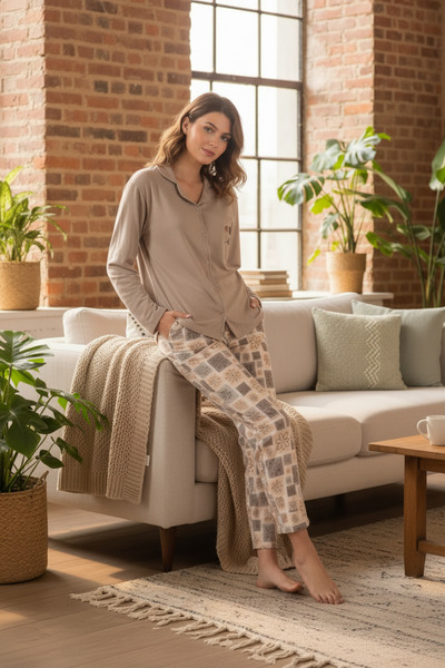 PİJAHOME Sütlü Kahve Düğmeli Cepli Yumuşacık Termal Kadın Pijama Takımı – Des...