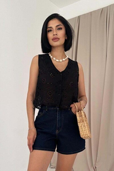 ESSE BUTİK Black Zero Sleeve Brode Blouse