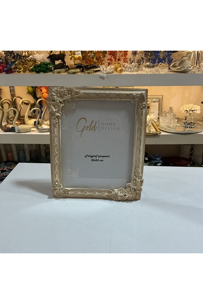 goldhomedesign Kelebek & Papatya Detaylı Dekoratif Fotoğraf Çerçevesi 20x25
