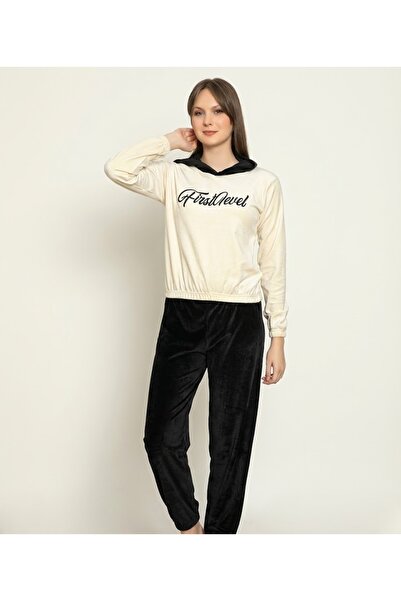 turkish Women's velvet pajama set with a stylish hoodie