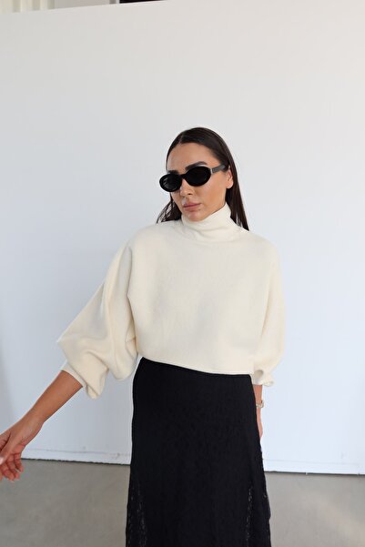 Özge Özgenç Wool Blend Mock Neck Batwing Sleeve Sweater