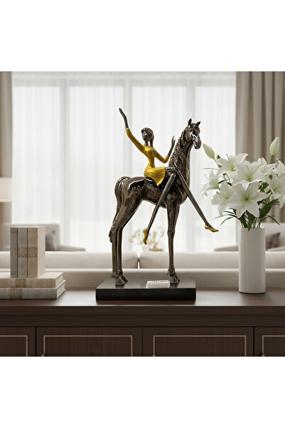 Lorena Home Decor Pirinç Gold Atlı Kız Obje