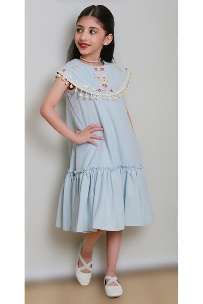 gmax Girls' dress with modern details