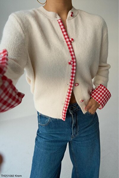 CADDELAMODA Women's Plaid Detailed Cardigan