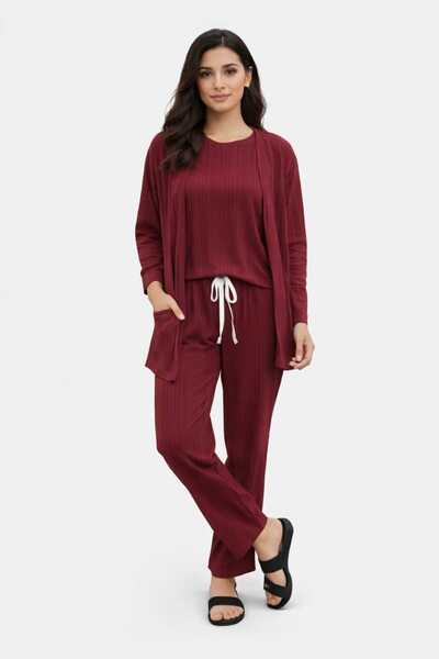 Generic Women's comfortable ribbed three-piece set with a modern cut – for ev...