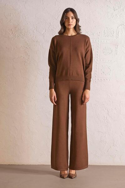 GMG FIRENZE Γυναικείο πουλόβερ με λαιμόκοψη και λεπτομέρεια με σχισμή