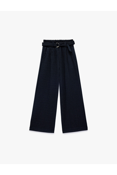 Koton Άνετο ριγέ παντελόνι με φαρδιά μπατζάκια και λεπτομέρεια στη ζώνη