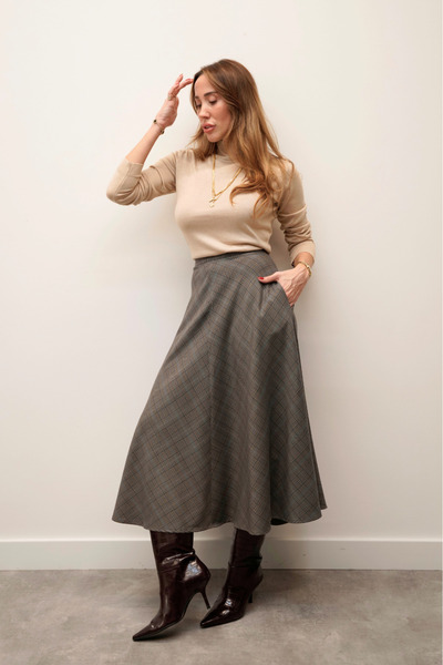 Lady Pixie Checkered Layered Premium Skirt