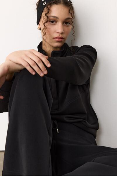 Stradivarius Soft-touch zip-up sweatshirt