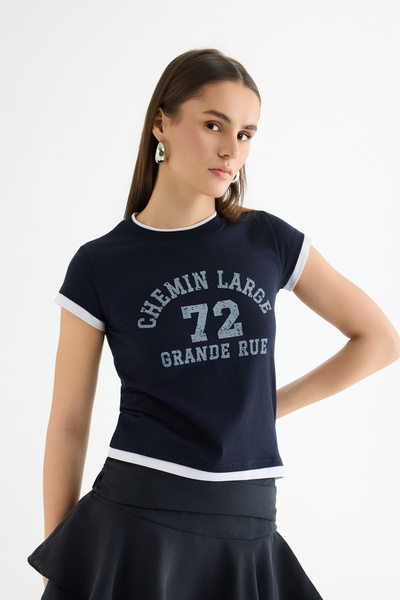 Quzu Yazı Printed Reglan Paneled T-Shirt Navy Blue