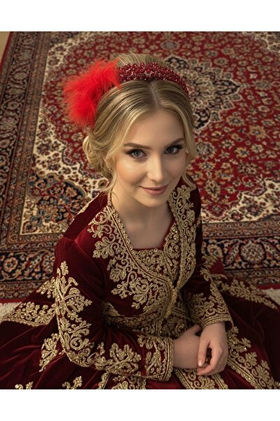 beePoint Red Feathered Stone Henna & Engagement Crown