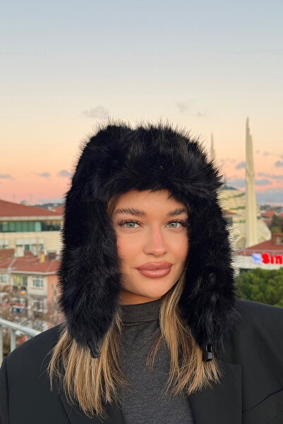 Mollycrush قبعة طيار فاخرة للنساء من الفرو الصناعي الأسود الطويل والوبري