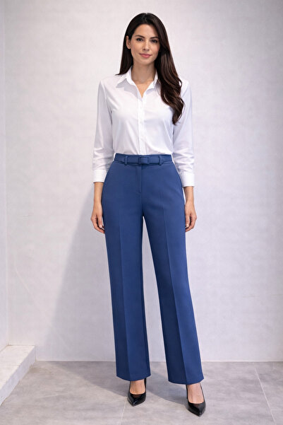 GARNİ Αγοράστε ένα νούμερο μεγαλύτερο από τον κανονικό μεγέθους, με λεπτομέρε...