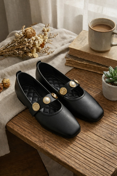 META TREND Kadın Siyah Gold Tokalı İnci Detaylı Kare Burun Günlük Şık Rahat M...