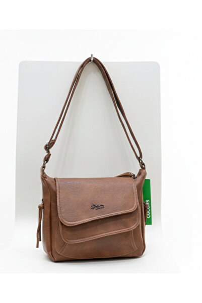 Çanta Trend حقيبة بولو أوف كولورز ذات مظهر عتيق من الجلد الناعم