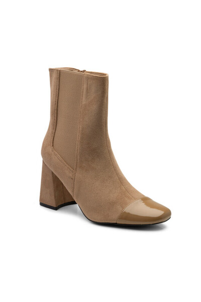 Sofia Store Elegant women's ankle boots made of eco-leather suede Elania