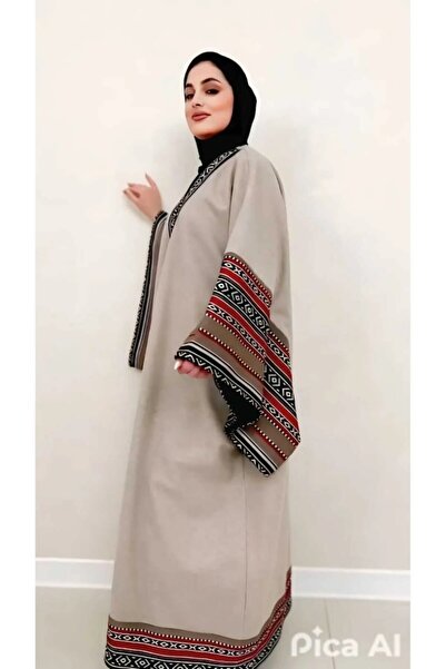 aram An elegant women's abaya that combines heritage style with an exclusive ...