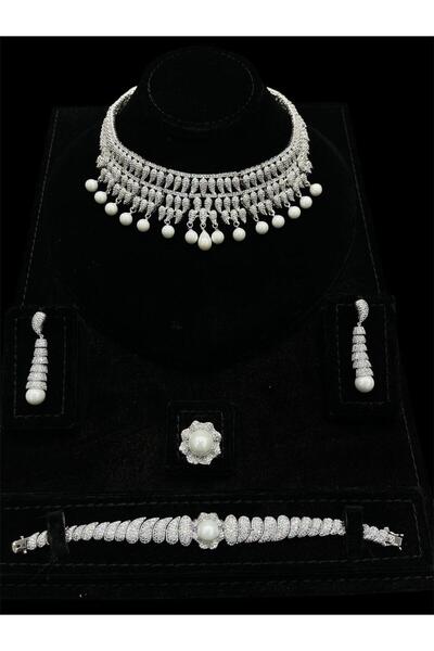 FASHION Silver bracelet with a wristband and beads