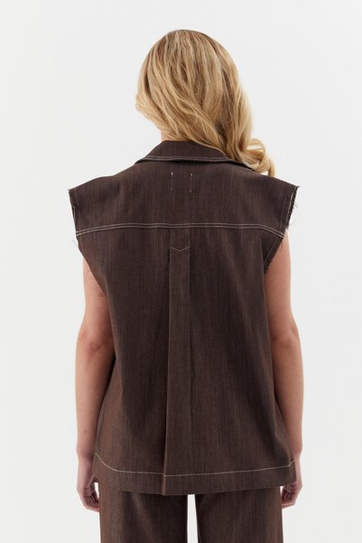 ONNO PRIVE Ornamental Pocket Stitched Slim Vest Brown