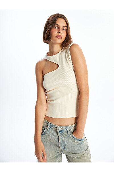 LC Waikiki قميص نسائي من Peak New Season برقبة دائرية