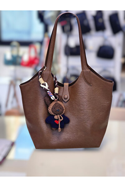 OUEEN ELİZABETH A Quality First-Class Workmanship Synthetic Leather''Accessor...