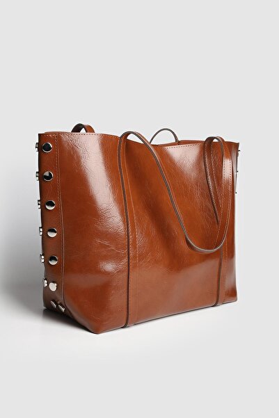 Store Geme Zımba Detaylı Büyük Boy Kadın Omuz Çantası