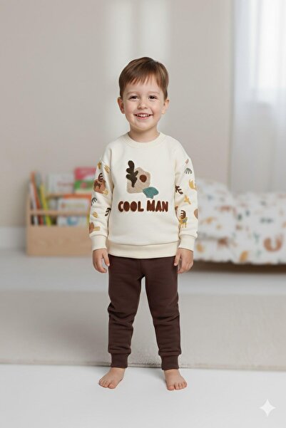 dinamik çocuk Baby Boy 2-Piece Seasonal Tracksuit Set Cool Man Embossed Embro...