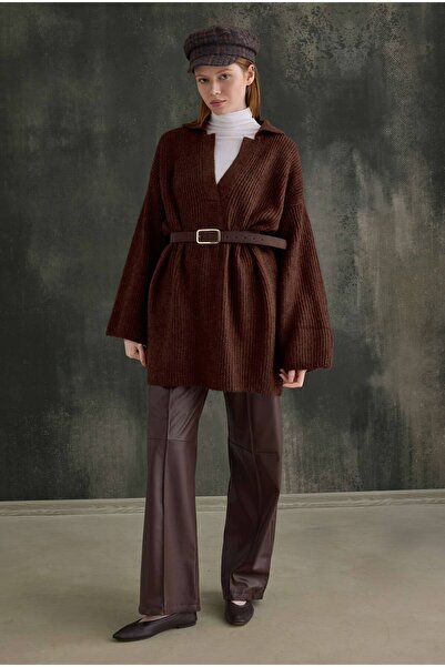 HEQA Long Polo Neck Sweater Brown