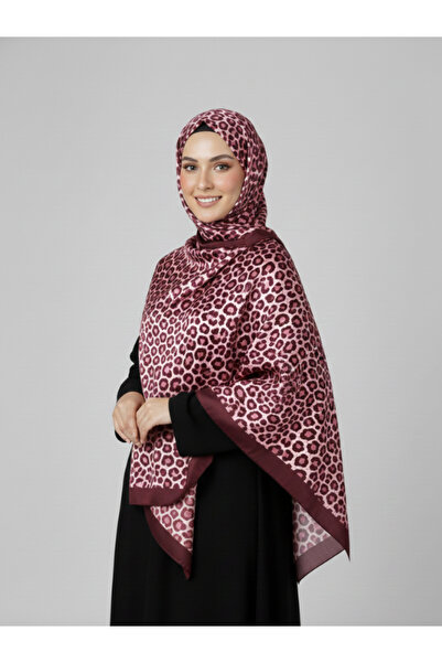La Fien Women's Leopard Soft Shawl