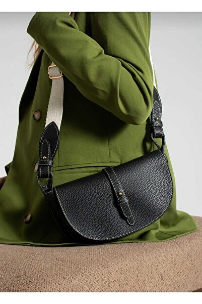 ÖZÜM TAKI Women's Shoulder Bag Black