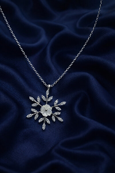 KAR DİAMOND 925 Ayar Gümüş Çiçekli Kar Tanesi Kolye Zirkon Taşlı Işıklı Kutu ...