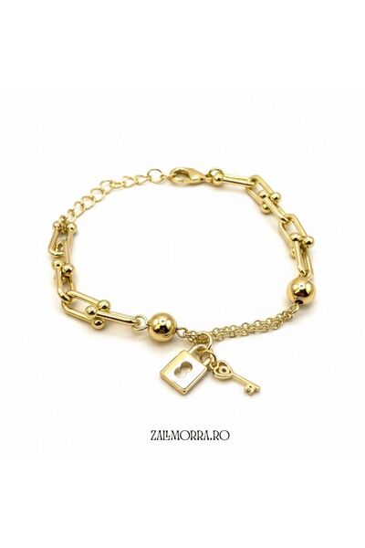 NO BRAND Heart Key Bracelet - Golden, Elegant & Symbolic