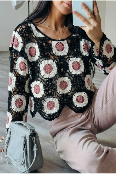 FEMELLE Crop Crochet Knit Blouse