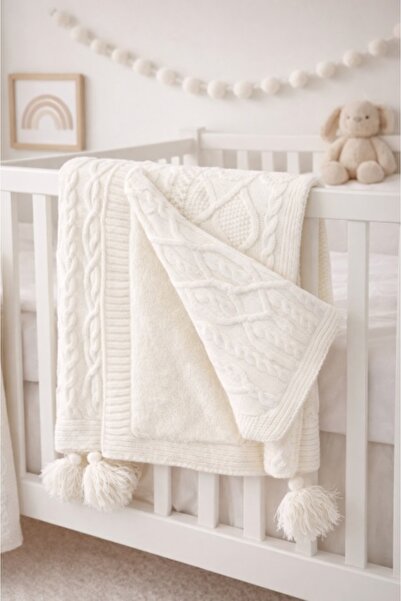 Pure Boutique Baby blanket made of natural wool, knitted, warm and breathable...