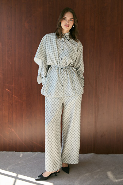 Melike Tatar Eşarplı Gömlekli Desenli Takım 32-2651