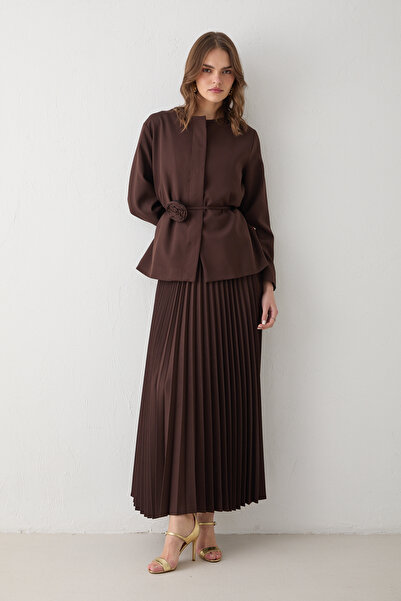 Melike Tatar طقم سترة مع تنورة مطوية 32-2653