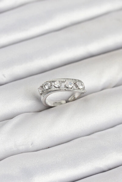 lowell home خاتم نسائي من النحاس الفضي اللون بحجر الزركون