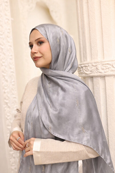 CROCUS DESIGN فستان سهرة بتصميم حجري فضي اللون من جانجان