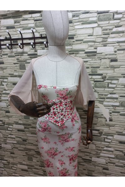es moda shop Ariane Chiffon Short-Sleeved Shawl Beige