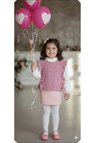 Tozpembebaby Knitted Sweater