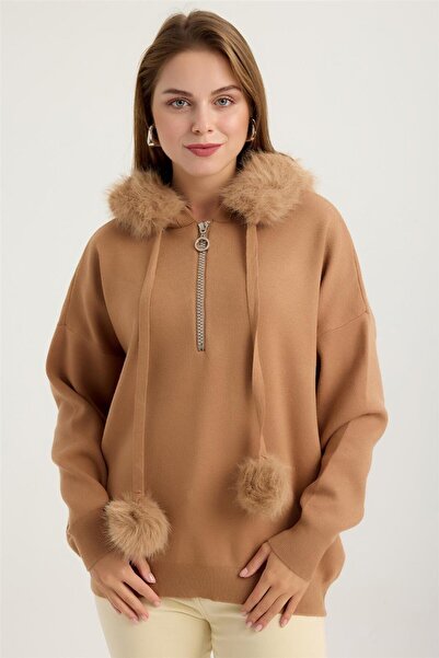 HomeStore Peluş Yakalı Triko