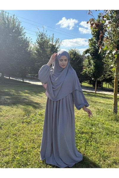 Fashion journey زي فرقة السفليين الأروبينيين للحج والعمرة في مكة والمدينة في المملكة العربية السعودية، زي إسلامي