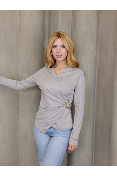 OLA MODA Kadın GRİ V Yaka Büzgülü Tokalı Uzun Kollu sandy Kumaş Bluz
