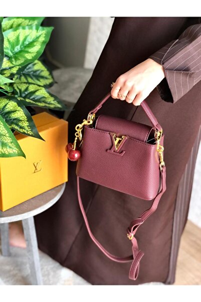 GGGG Bags with their accessories