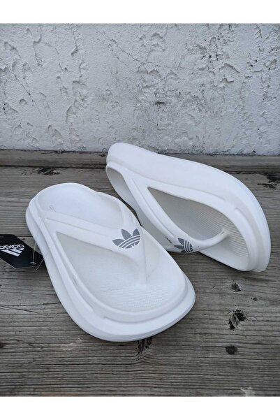 Huzurlu Adımlar White Flip Flops