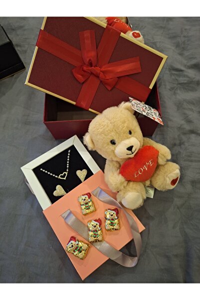 SÜRPRİZ ATÖLYESİ ÖZEL HEDİYE KUTULU SEVGİLİ AYICIĞI, KALPLİ KÜPE, KALPLİ BİLE...