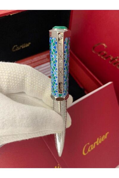 Cartier Cartier pen with luxury design and accessories