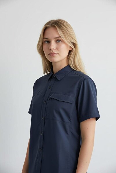 NOBLE قميص ريفر بلاي أوف الصيفي باللون الأزرق الداكن