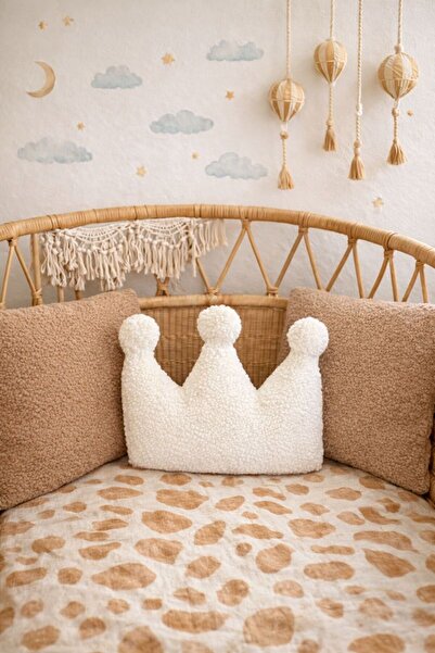 Cherry Bloom Cotton وسادة تيدي كينغ كراون لغرفة الأطفال البوهيمية